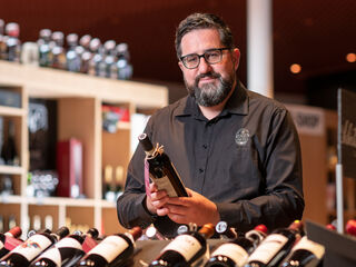 Which wine goes well with a fine autumn dish?